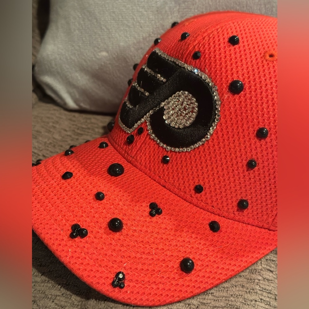 Custom studded Philadelphia Flyers Mitchell and Ness hat